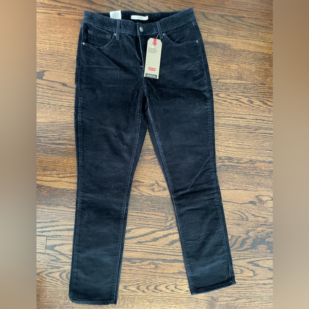 Levi’s Classic Mid‑Rise Skinny Corduroy Pants – Size 31x30